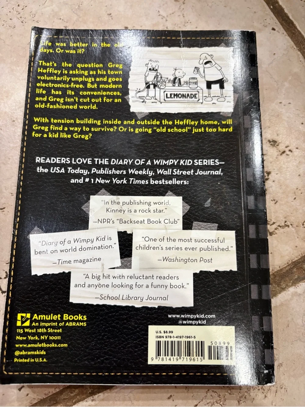 Scholastic Diary of a Wimpy Kid Old School - Black, Yellow, Purple